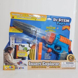 Bug Hunter Set Vacuum & Critter Barn Nature Bound Night Vision Light NEW SEALED